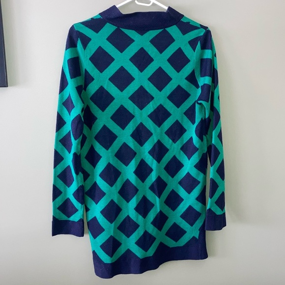 Mud Pie Green and Blue V-Neck Sweater with Geometric Pattern - Picture 7 of 13